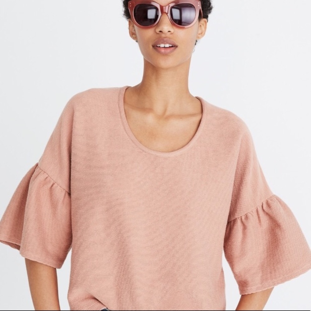 Madewell texture and thread gathered sleeve top